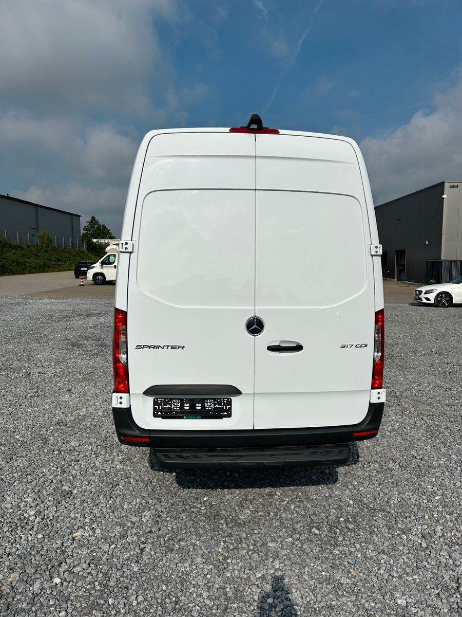 Fahrzeugabbildung Mercedes-Benz Sprinter III  317 CDI Maxi Kamera  MBUX