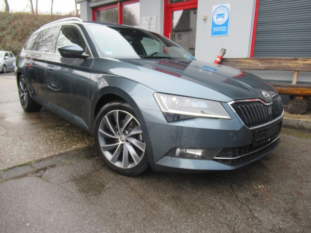 Skoda Superb Combi 1,8 TSI L&K DSG AHK Leder