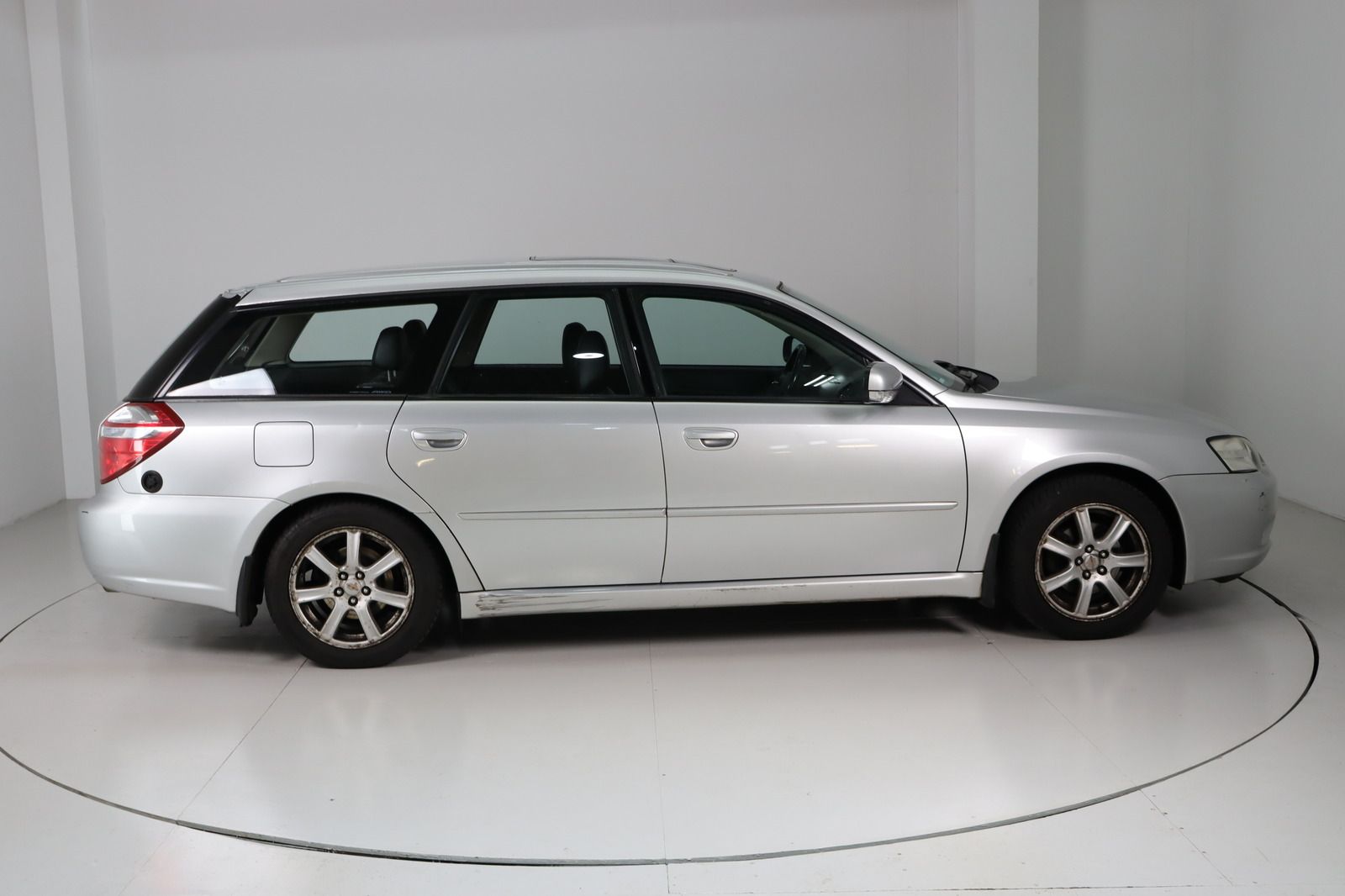 Fahrzeugabbildung Subaru Legacy Kombi 2.0R Leder * Schiebedach * Klima