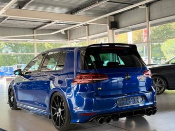 Volkswagen Golf - 7