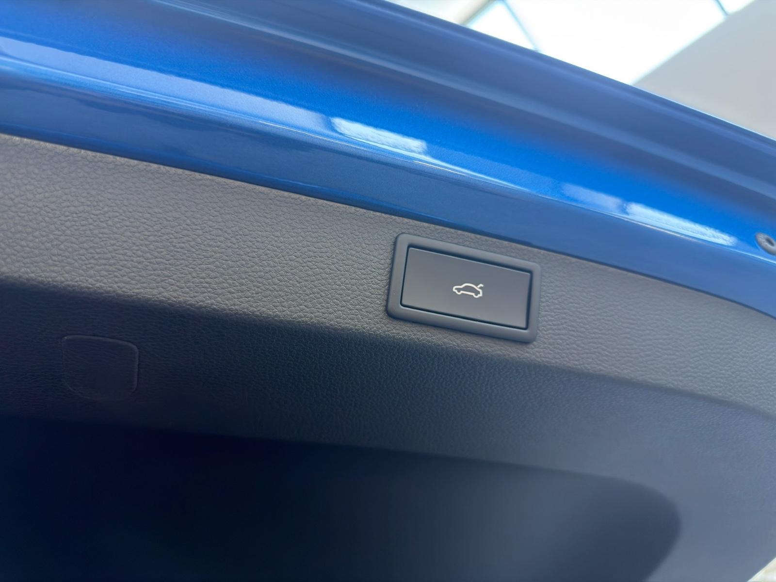 Skoda Karoq Sportline#5J.Gar#Matrix#360°#AHK#Navi#App