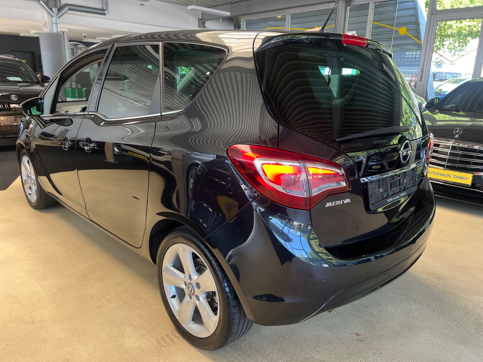 Fahrzeugabbildung Opel Meriva B Innovation *RÜCKFAHRKAMERA*NAVI*