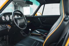 Fahrzeugabbildung Porsche 964 Turbo 3.6 *Speedgelb / Speedline / Dt. Fzg*