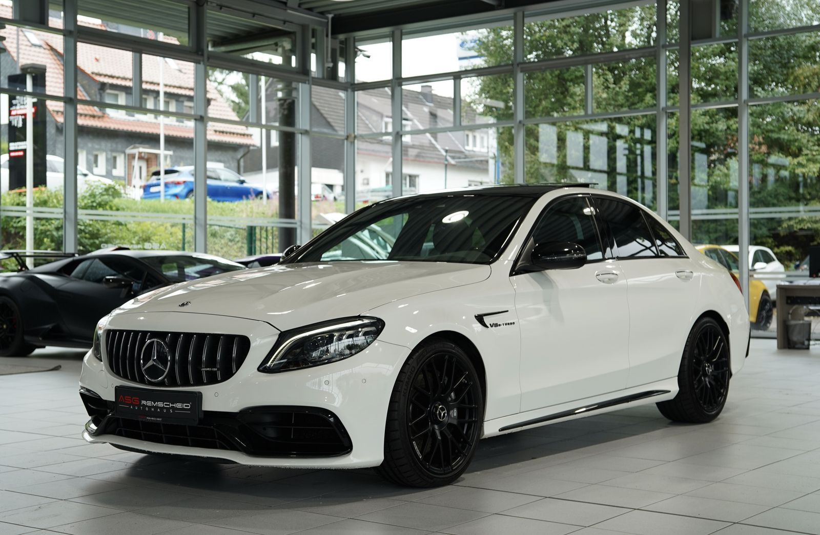 Mercedes Benz C 63 Amg