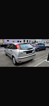 Ford Focus aus 1 hand - gebrauchte Ford Focus aus dem Jahr 2002
