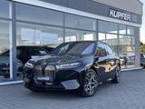 BMW iX xDrive50 Sportpak.AHK°22"-°LASER*bel.Massages - gebrauchte BMW iX aus dem Jahr 2023