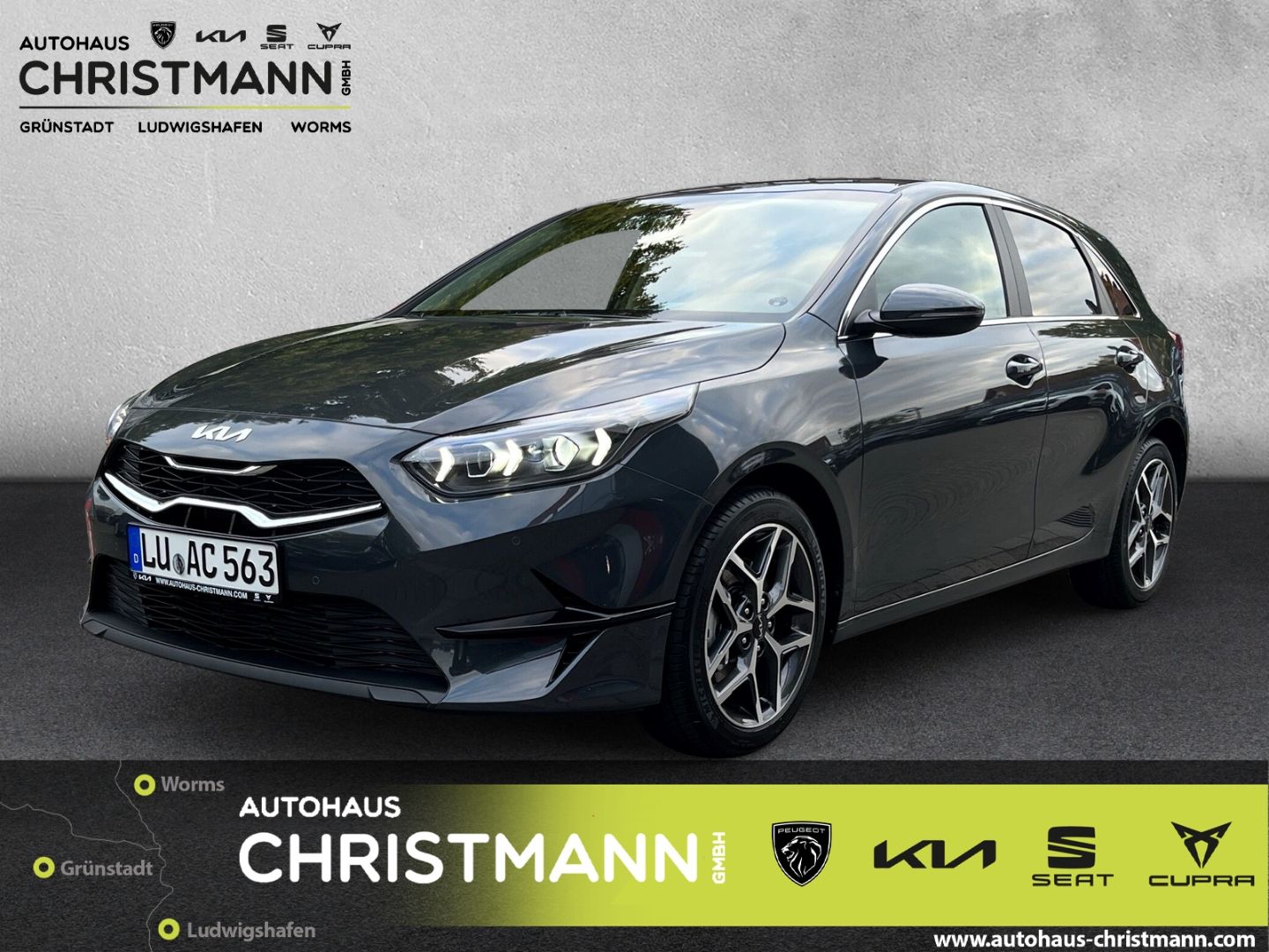 Fahrzeugabbildung Kia Ceed ULTIMATE EDITION 1.0 T-GDI *STYLE-PAKET*