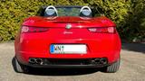 Alfa Romeo Spider 1.8 TBi 16V - Alfa Rosso - Alfa Romeo mit Benzin-Antrieb: Cabrio