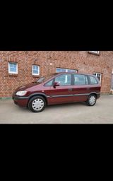 Opel Zafira in guten Zustand zu verkaufen/... - Opel Zafira aus 2002