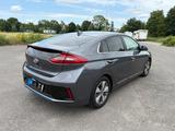 Hyundai IONIQ 1.6l GDi PLUG-IN HYBRID Premium Premium - Hyundai IONIQ von privat