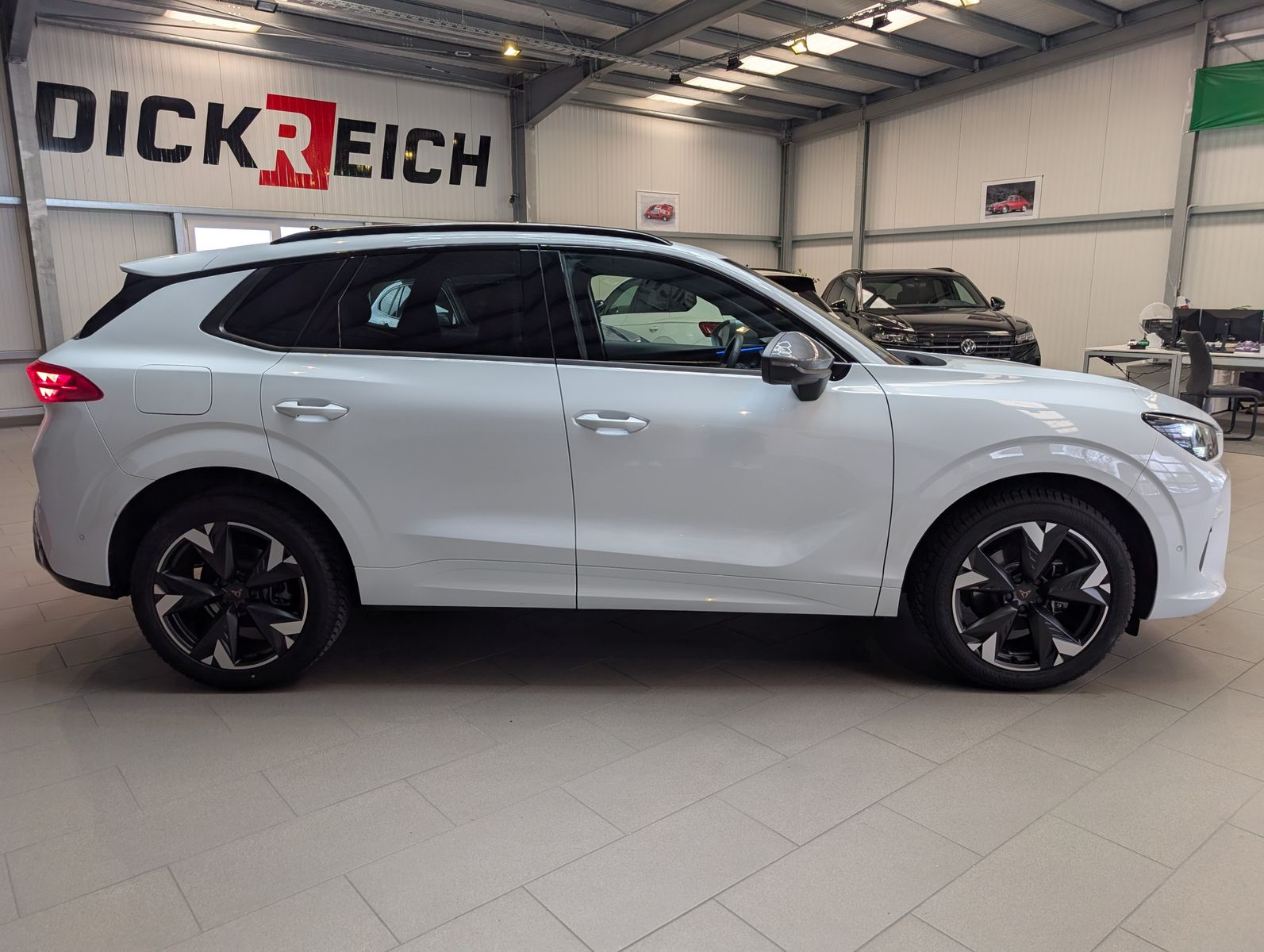 Immagine del veicolo CUPRA Terramar 1.5 eTSI Pacchetto Sennheiser Edge HUD 19 pollici