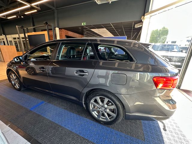 Toyota Avensis Kombi Life Automatik