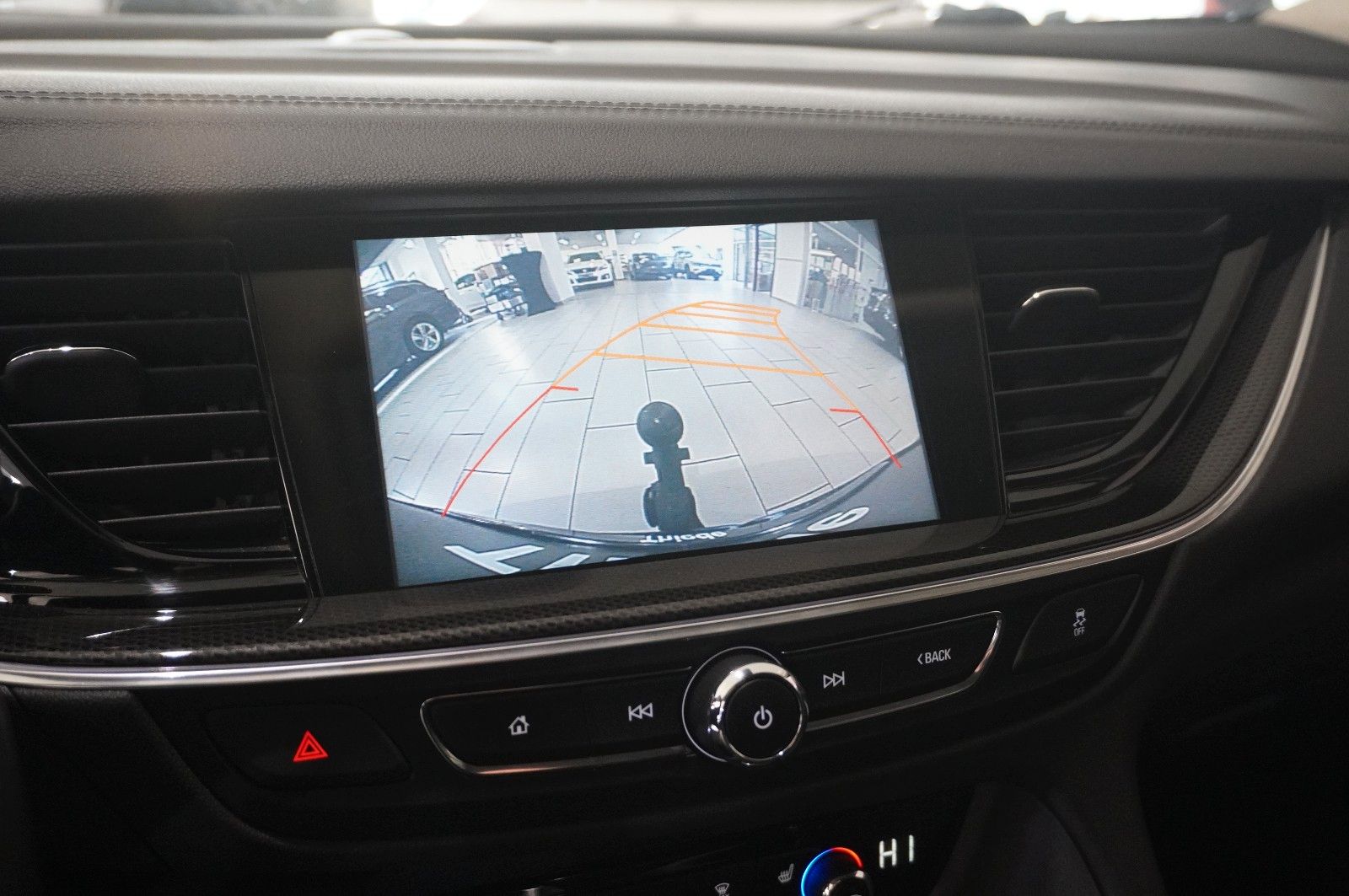 Fahrzeugabbildung Opel Insignia B GS 2.0D DYNAM. NAVI/LED/KAMERA/SH/AHK