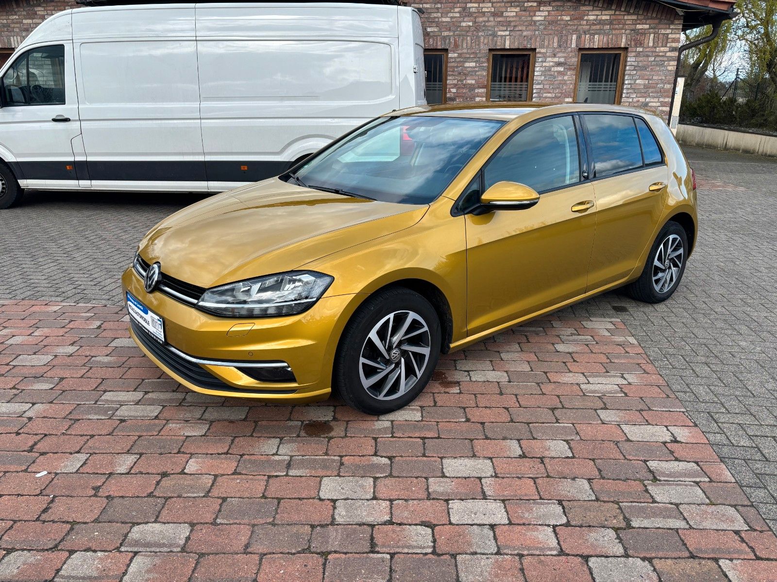 VW Golf