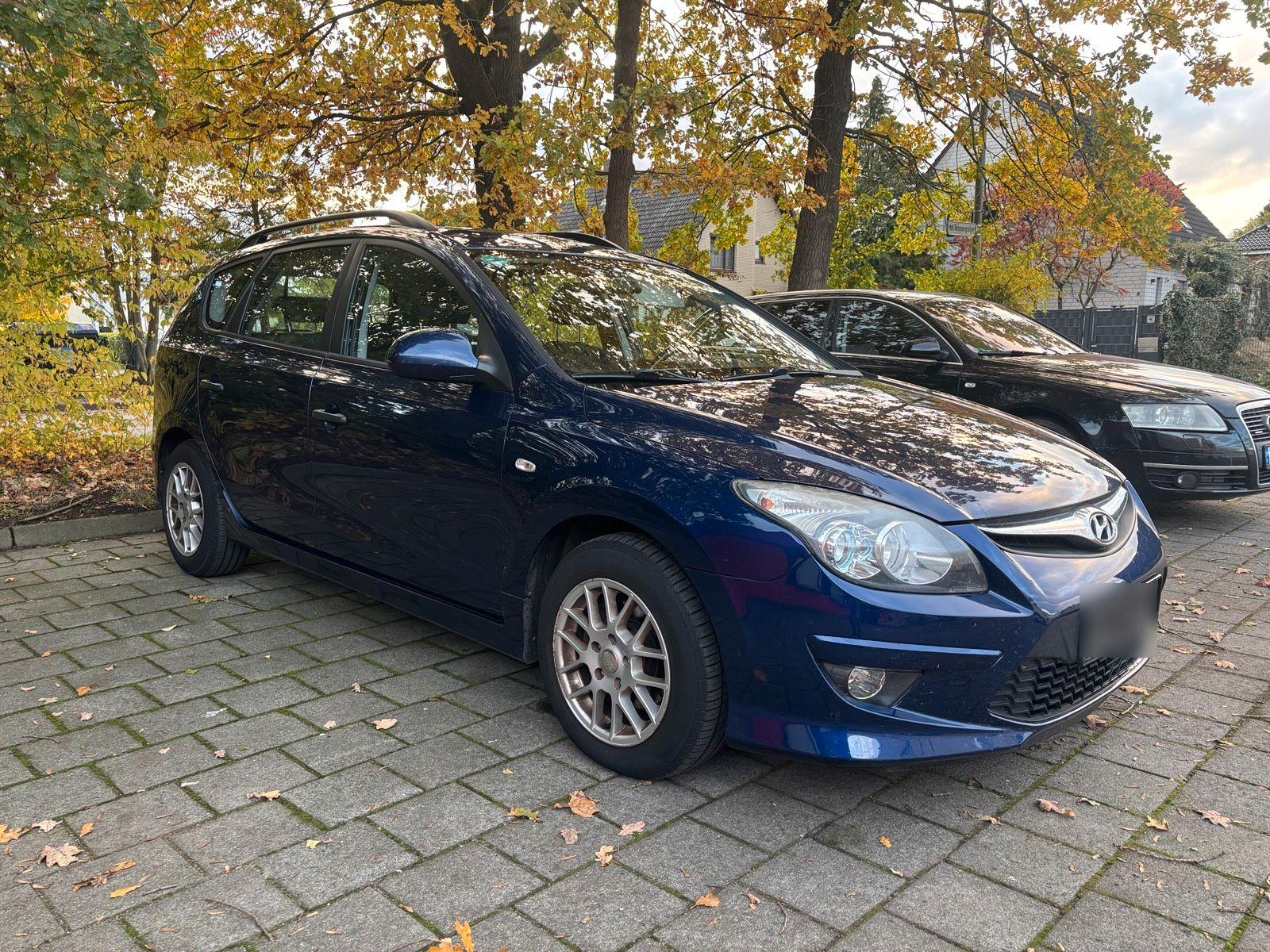 Hyundai i30 2011 — engine 116 HP (85kW)
