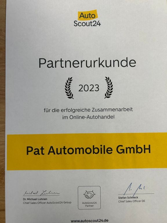 Fahrzeugabbildung Volkswagen Golf VII Lim. Comfortline CNG ACC AHK Kamera SHZ