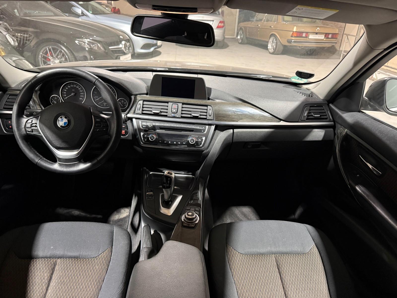 BMW 320i Touring F31 184 ch Luxury • Boîte auto • GPS • Hayon électrique • Xénon • Crit'Air 1