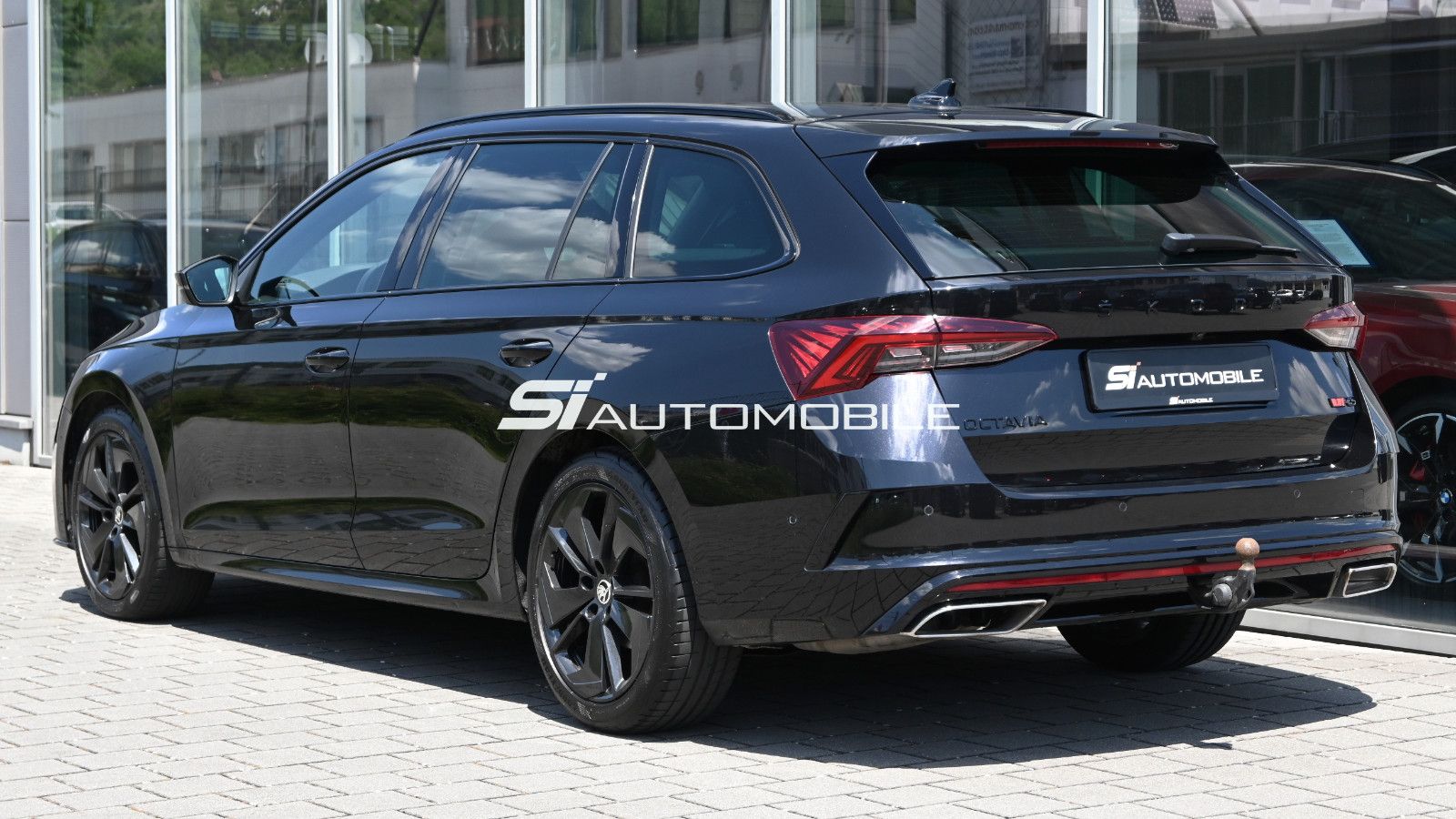 Fahrzeugabbildung SKODA Octavia 2.0 TDI DSG RS COMBI °ACC°AHK°HEAD-UP°