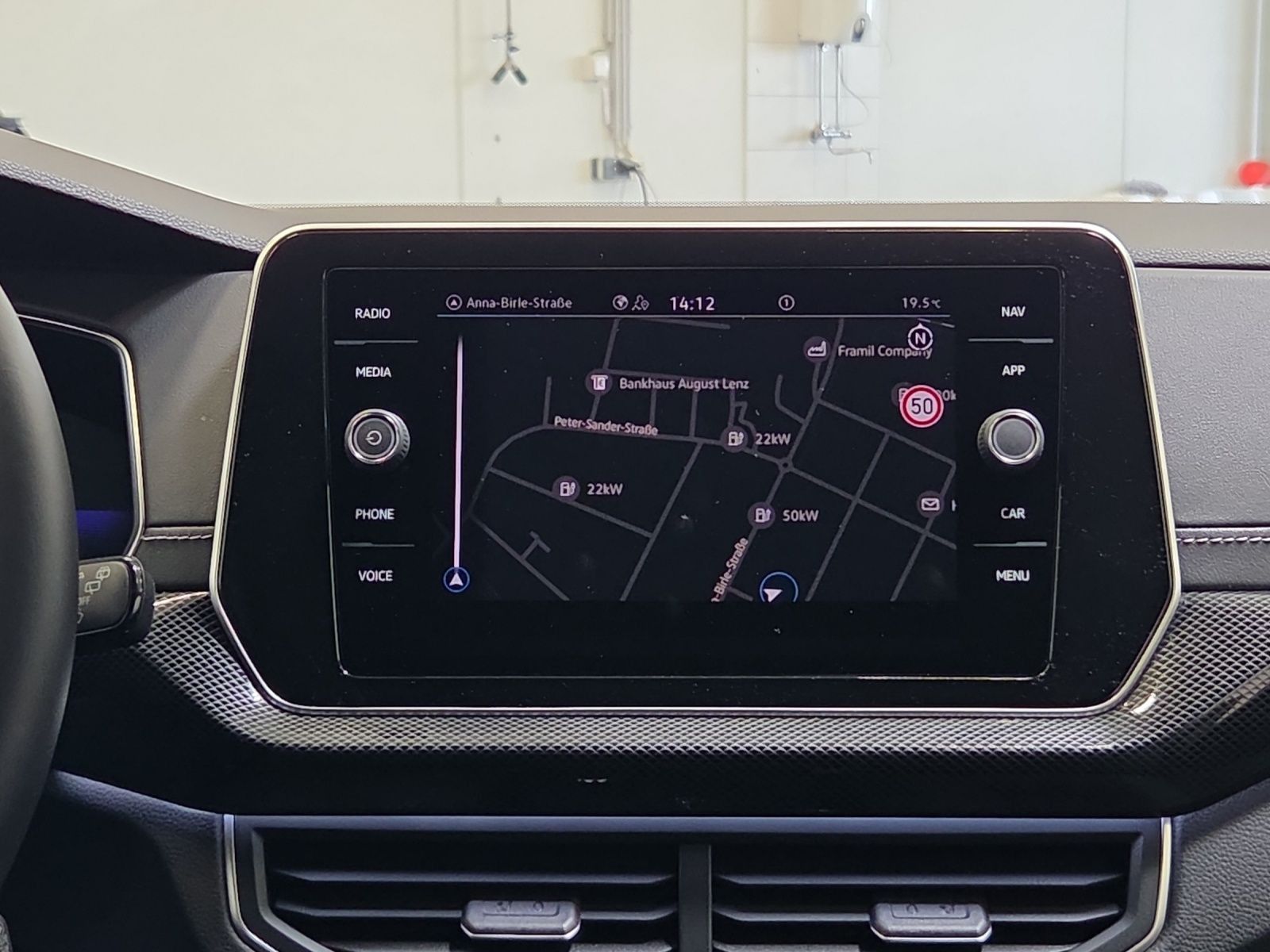 Volkswagen T-Cross - Bild 8