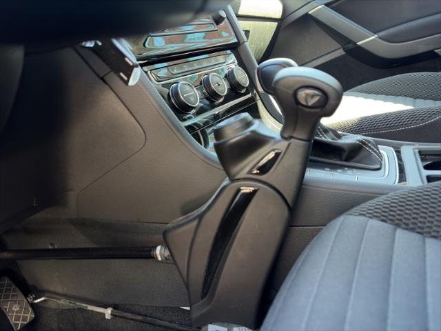 Volkswagen Golf Comfortline DSG Veigl Compact 2 Commander