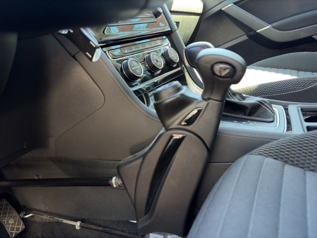Fahrzeugabbildung Volkswagen Golf Comfortline DSG Veigl Compact 2 Commander