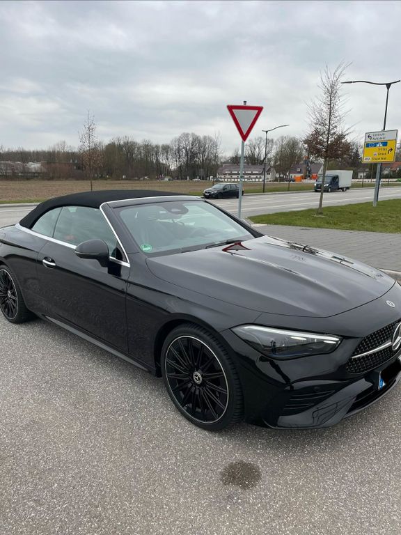 Image of Mercedes-Benz CLE 300