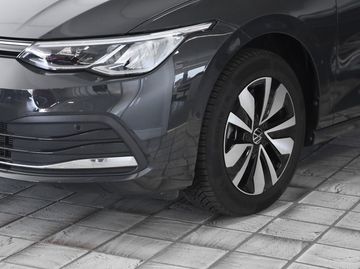 Volkswagen Golf - 8