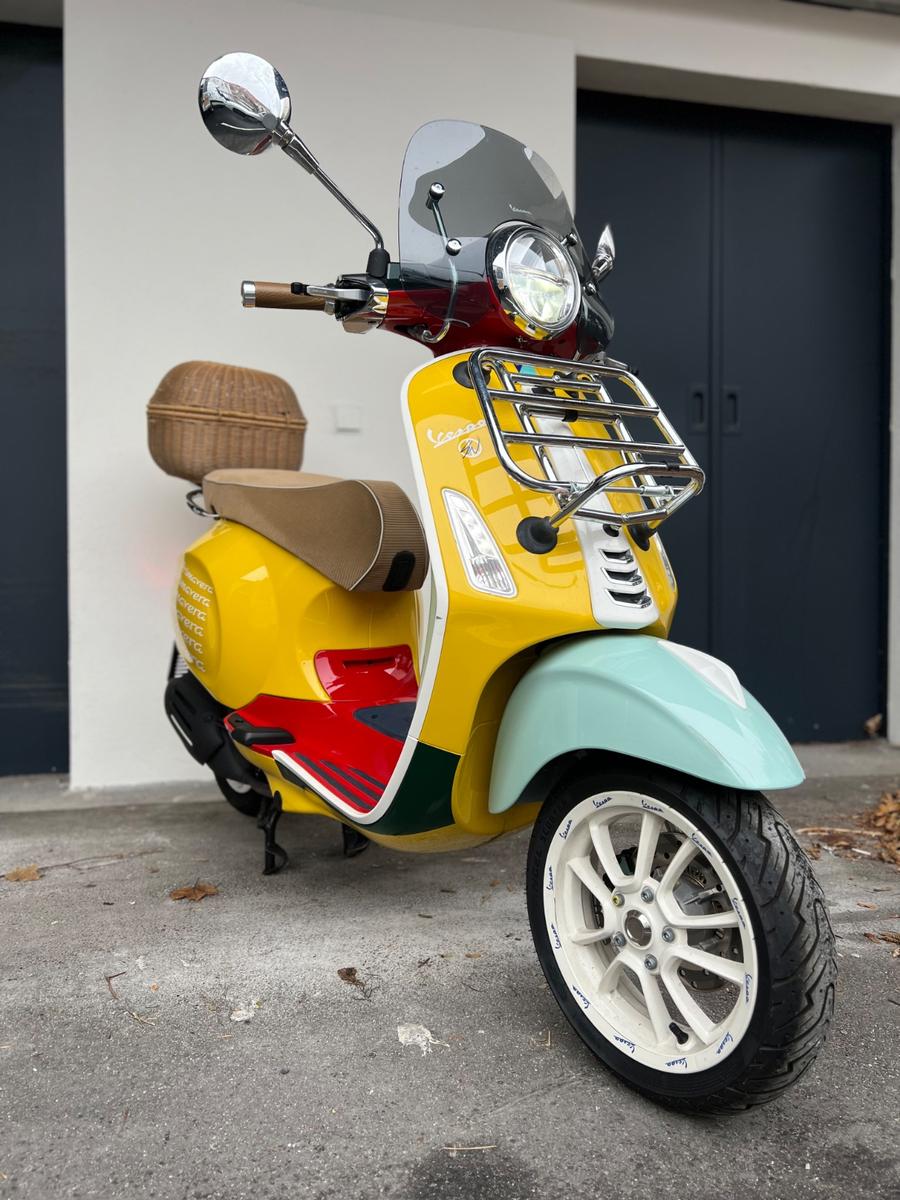 Vespa Primavera 125 iGet Sean WotherSpoon Sonderm.