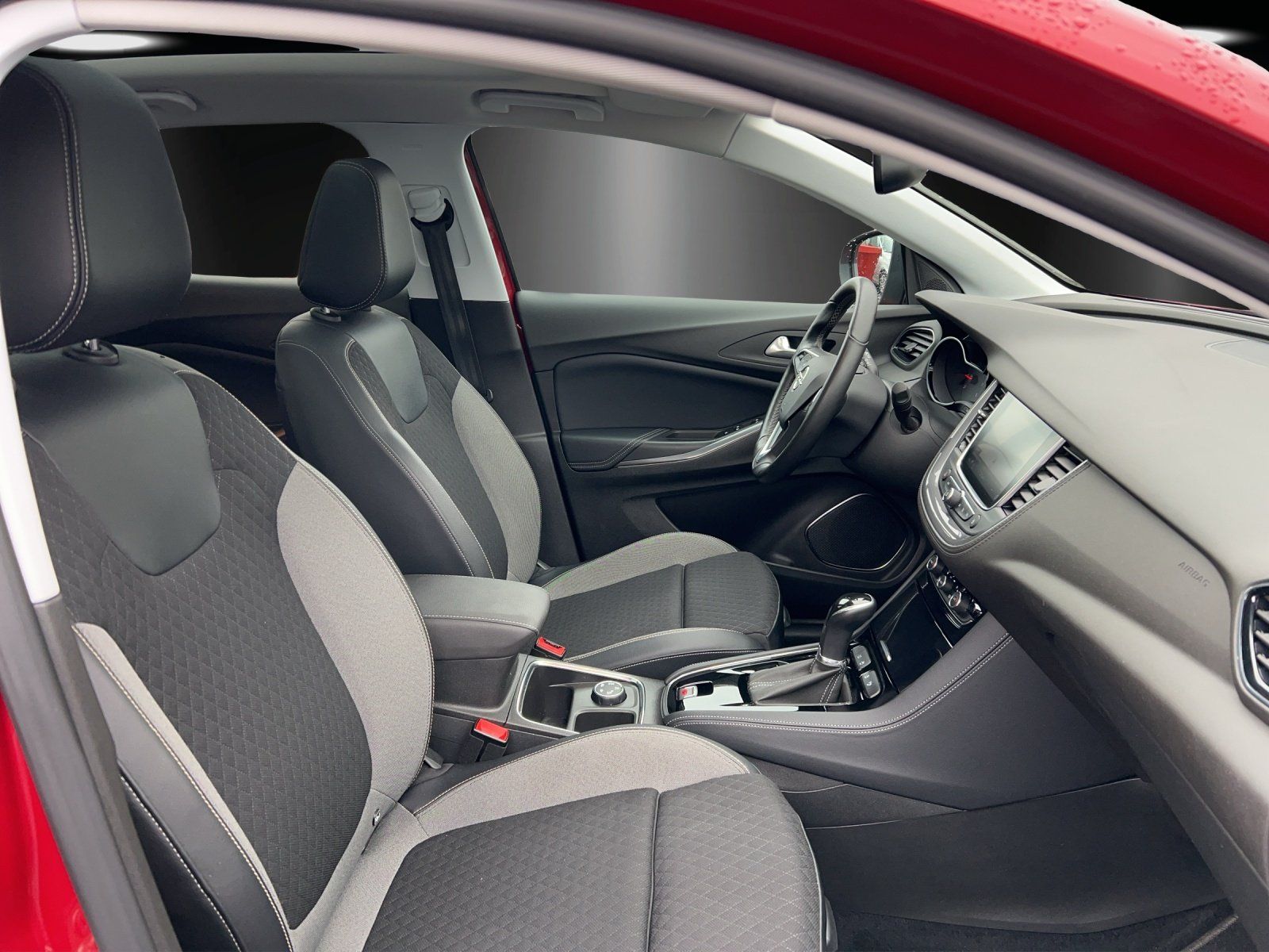 Fahrzeugabbildung Opel Grandland X 1.2 Turbo INNOVATION