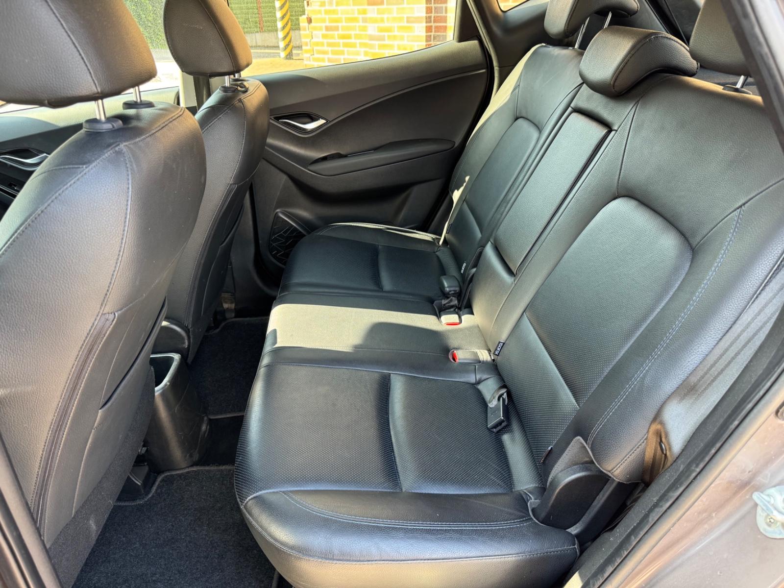 Hyundai ix20 2011 — photo 15