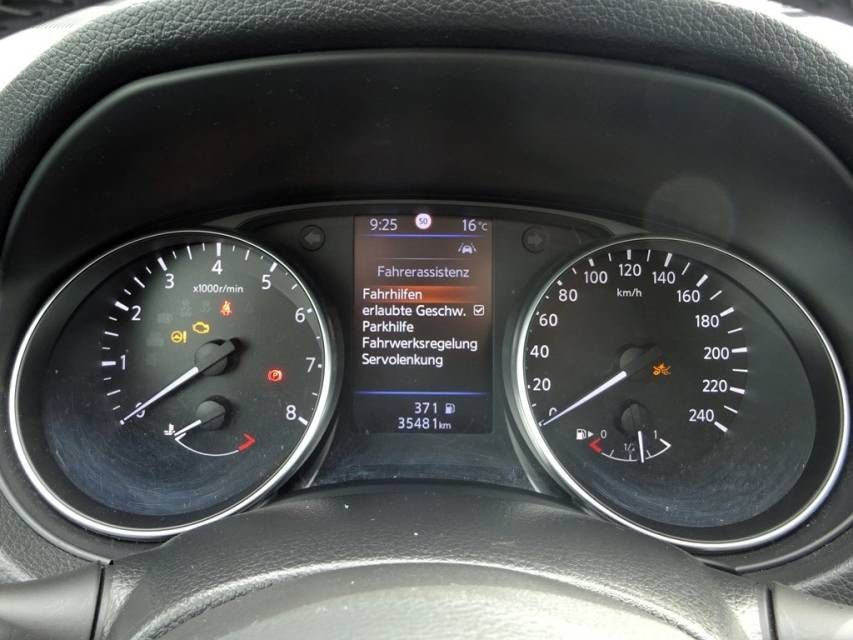 Fahrzeugabbildung Nissan Qashqai 1,3 DIG-T  N-Connecta