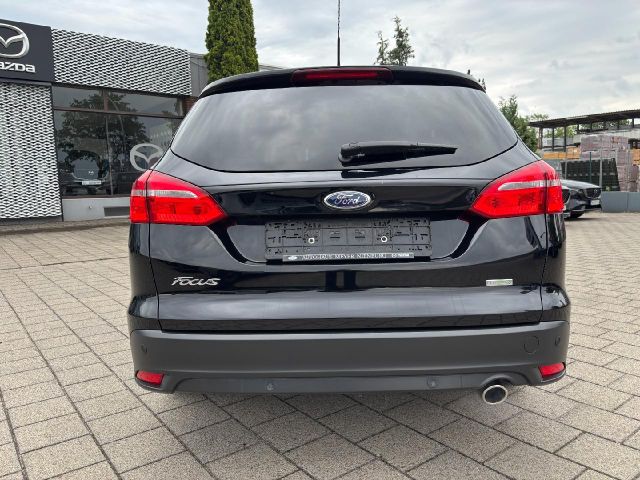 Ford Focus Turnier 1.5 Titanium NaviWinterpaket