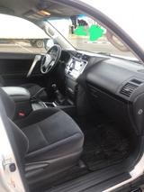 Toyota Land Cruiser 2.8 D-4D - - Toyota Land Cruiser: Geländewagen
