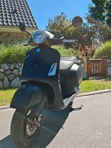 Vespa In den FRÜHLING mit GTS 300 NOTTE