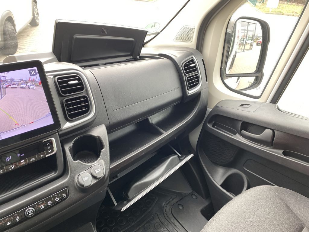 Fahrzeugabbildung Citroën Jumper 2.2 BlueHDi 140 L3H2 *NAVI*Allwetterreife
