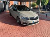 Skoda Octavia RS 2.0 TDI TÜV neu -09/2027 Preis VB - Skoda Octavia: 20v