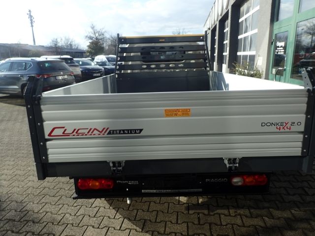 Fahrzeugabbildung Piaggio Porter NP6 3-Seitenkipper&Werkzeugbox SW SR LPG