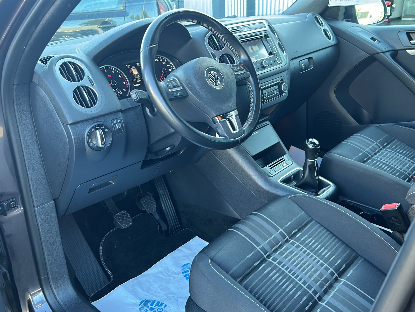 Fahrzeugabbildung Volkswagen Tiguan Lounge Sport & Style