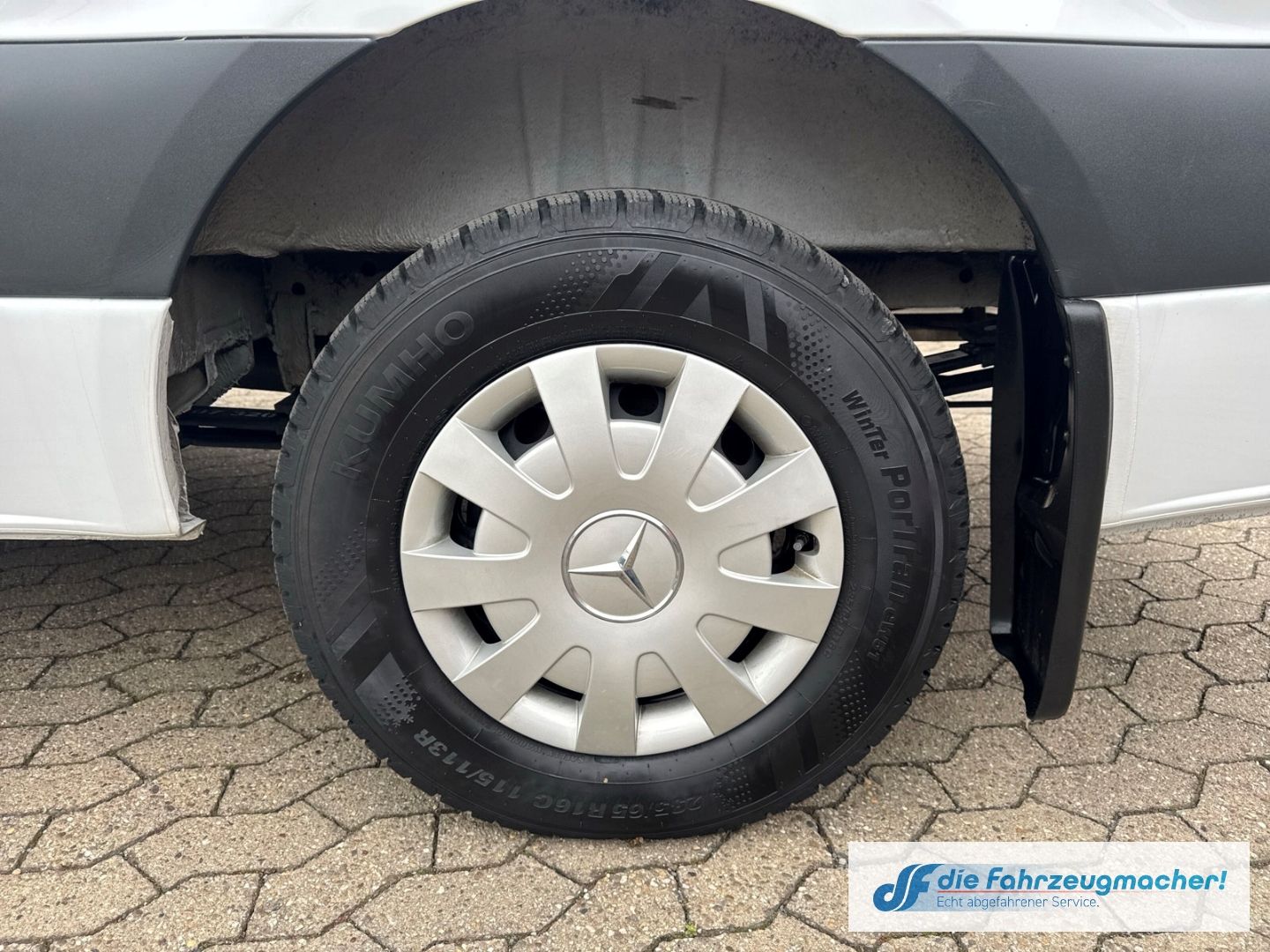 Fahrzeugabbildung Mercedes-Benz Sprinter III Tourer RWD AWD 311 CDI L2 DAB Tel.