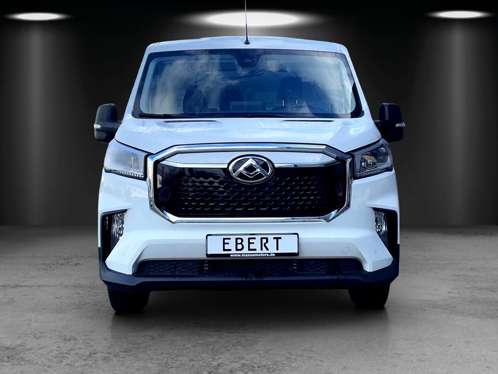 Fahrzeugabbildung Maxus Maxus eDeliver9 65 kWh Dreiseitenkipper Sonderpr