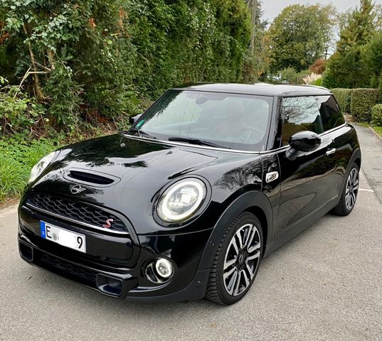 MINI Cooper S Blacktrim Navi,Pano,Head Up