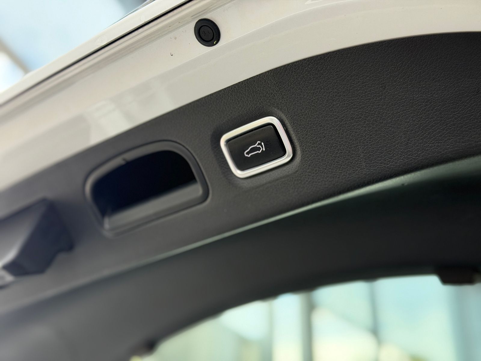 Fahrzeugabbildung Kia Stinger GT 4WD HUD PANO H/K LED NAV RFK SHZ