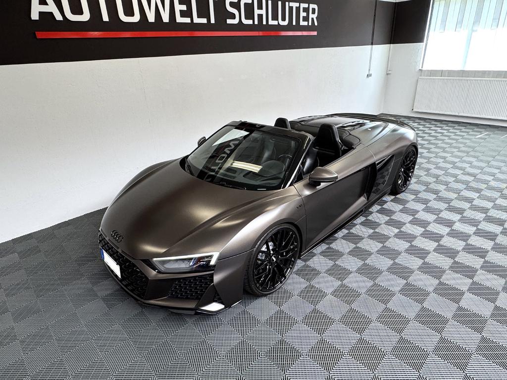 Audi R8