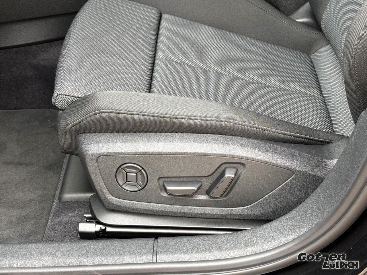 Fahrzeugabbildung Audi A3 1.5 TFSI (MHEV) Sportback S line Sportback