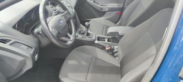 Ford Focus - 10