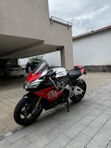 Aprilia RSV4 RF - Offers