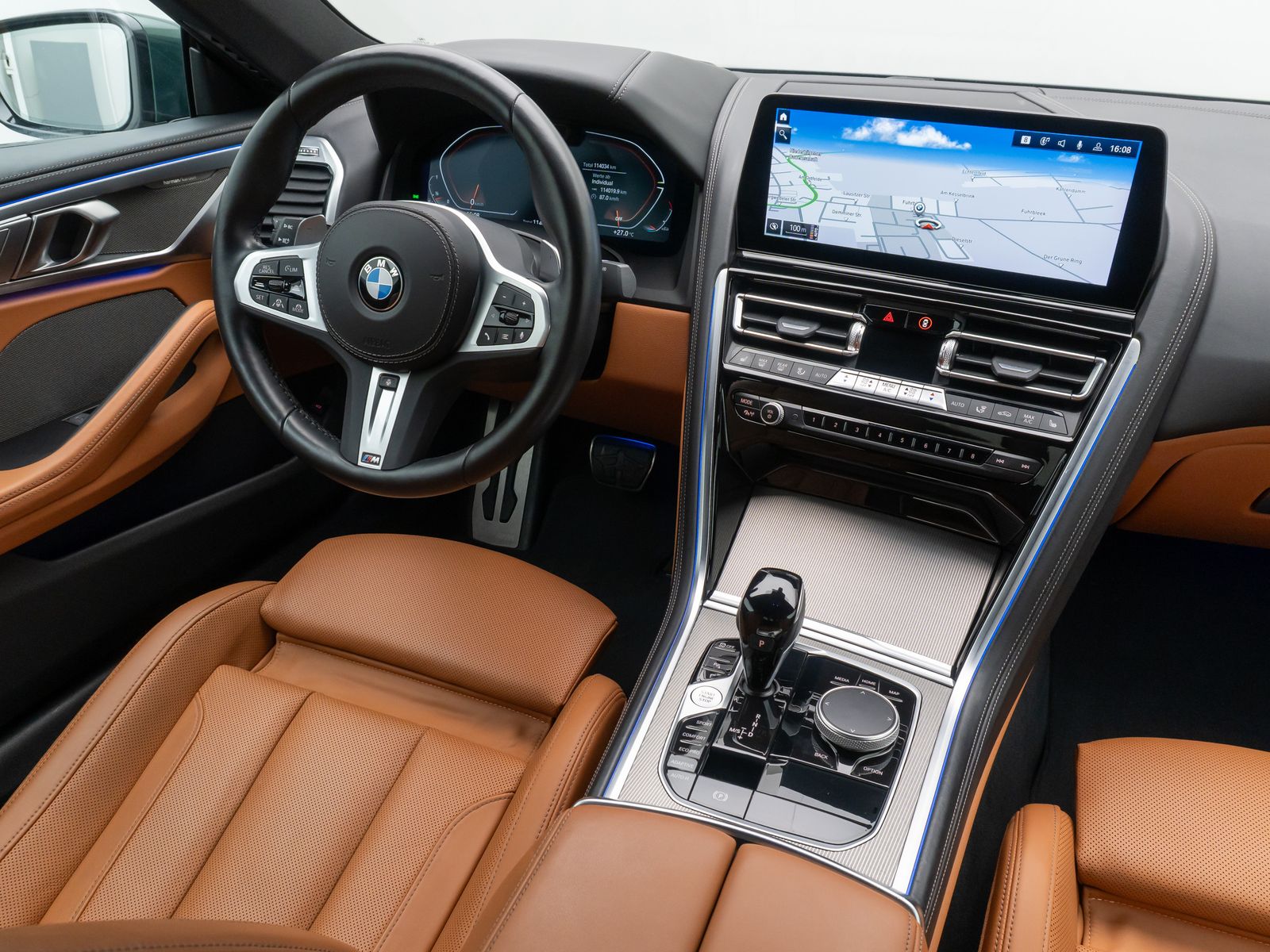 Fahrzeugabbildung BMW 840d xD M Sport Kamera HUD SoftCL DisplKey 20"