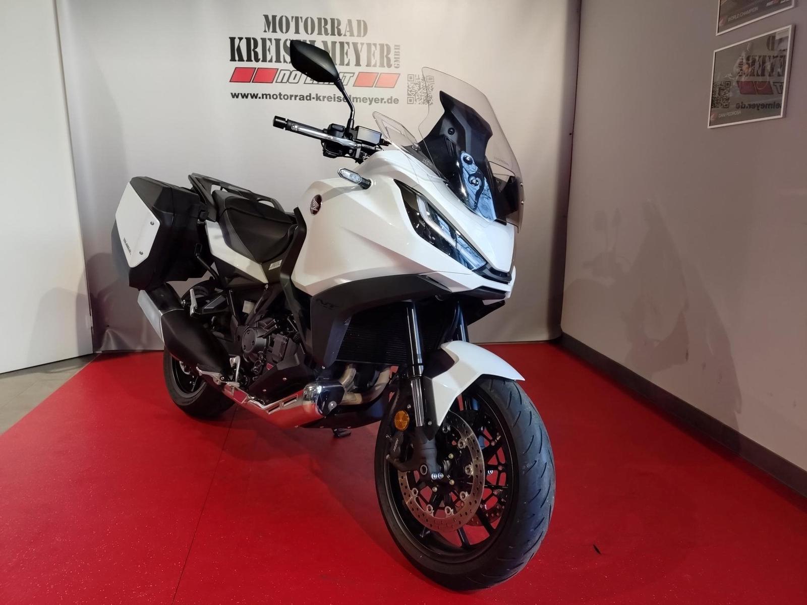Honda NT1100 DCT Neuwertiger Zustand aus 1. Hand!