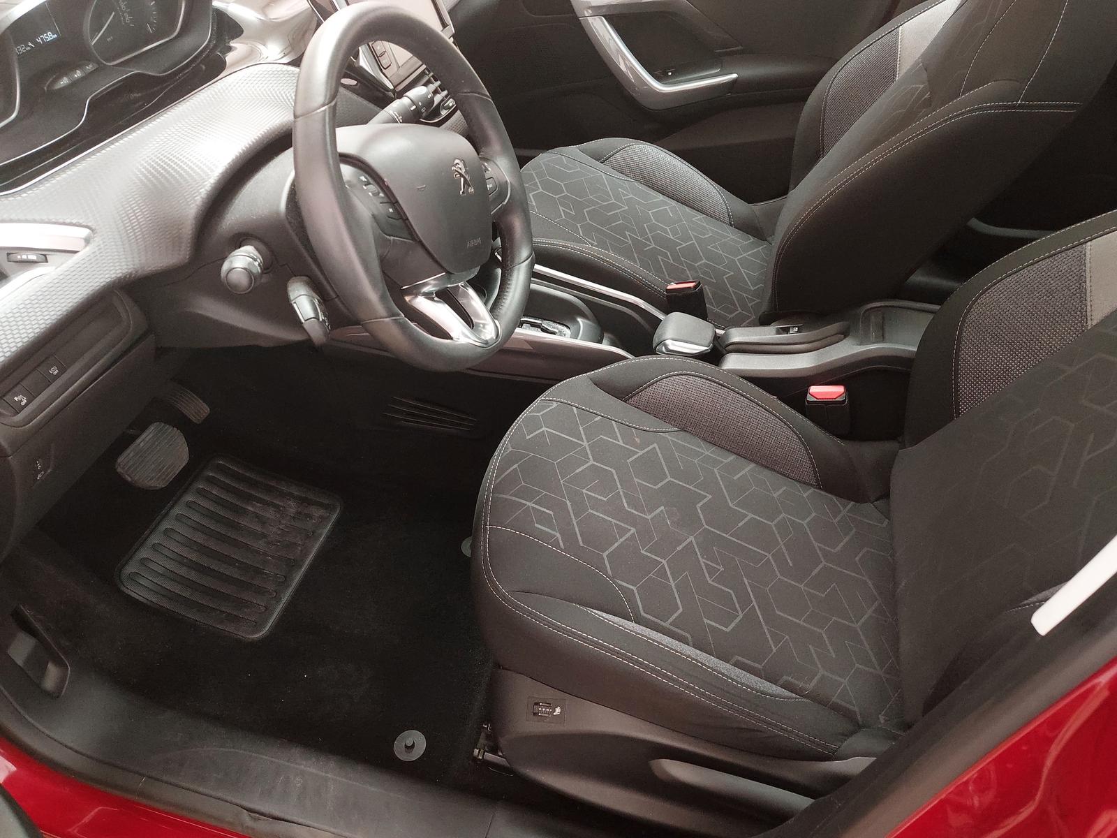Peugeot 2008 PDC Tempomat