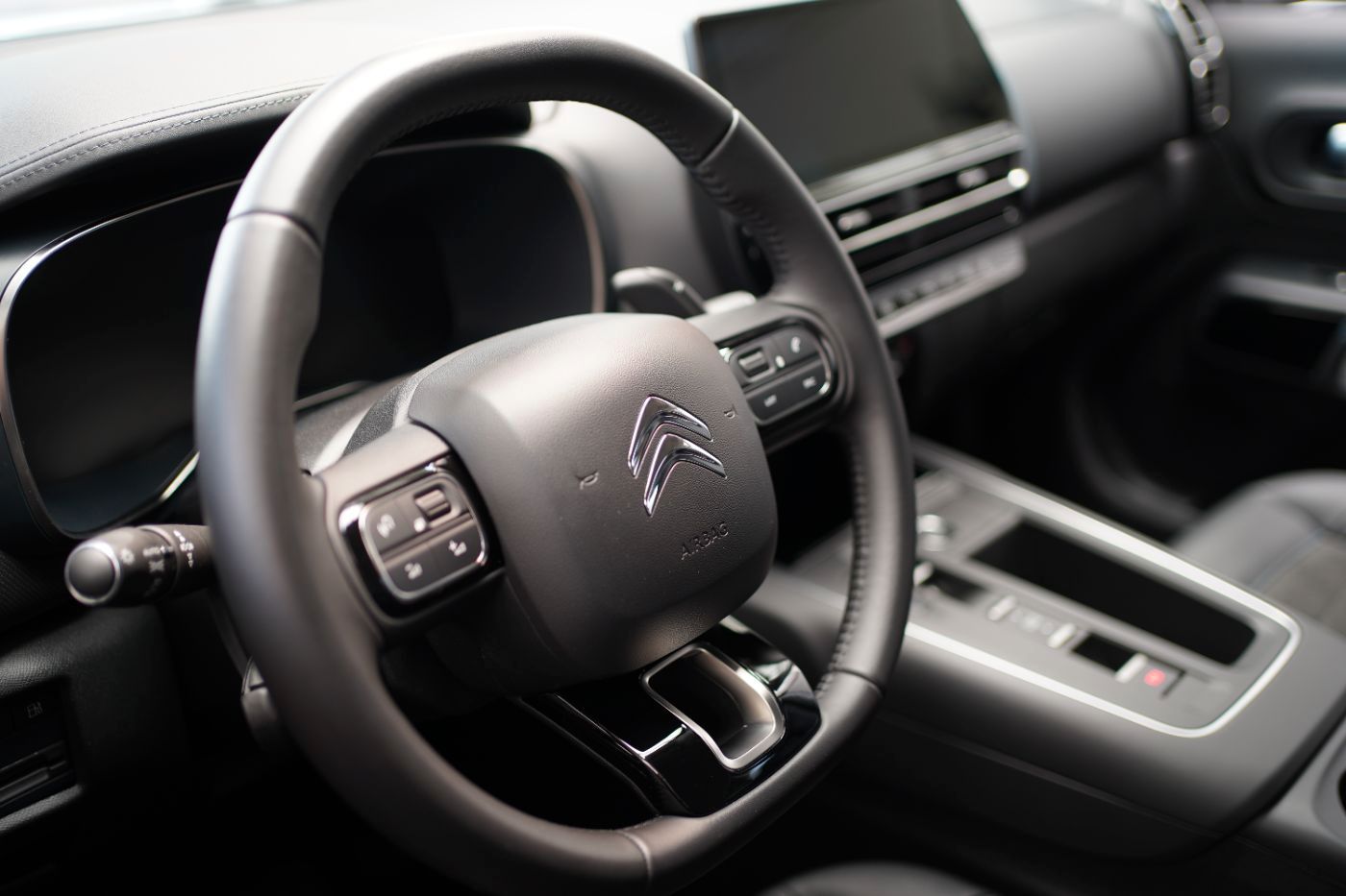 Fahrzeugabbildung Citroën C5 Aircross Hybrid 180 EAT8 Max Automatik Navi